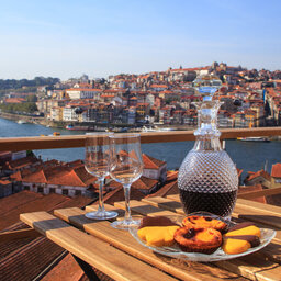 rsz_portugal-porto-aperitieven-with-a-view