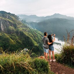 rsz_sri-lanka-hooglanden-ella-mountains-koppel-uitzicht