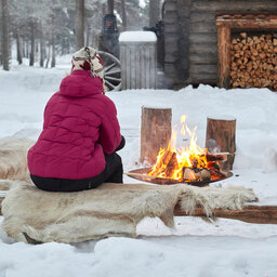 rsz_zweden-lapland-gunnarsbyn-arctic-retreat-kampvuur