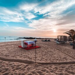 Senegal-Saly-Lamantin-Beach-Resort-&-Spa-romantisch-diner-strand