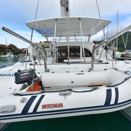 Seychellen-Bat-o-Blue-Lagoon-360-boot