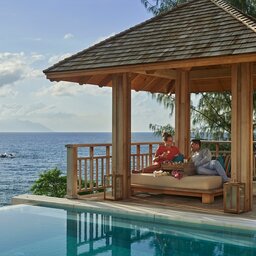 Seychellen-Mahe-Hilton-Northolme-Resort-&-Spa-koppel-cabana-zwembad