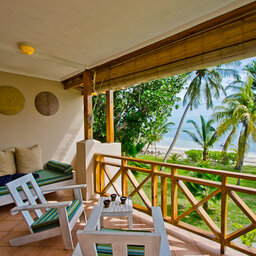 Seyvhellen-Praslin-Indian-Ocean-Lodge-kamer-balkon