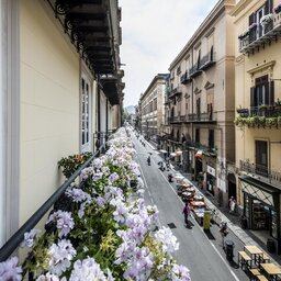 Sicilie-Noord-Sicilie-Palermo-Palazzo-Natoli-Boutique-Hotel-straatbeeld