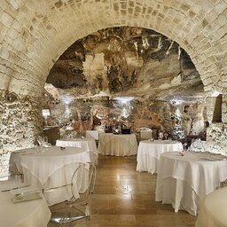 Sicilie-Zuidoost-Ragusa-Locanda-Don-Serafino-restaurant-2