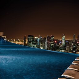 Singapore-Marina-Bay-Sands-Infinity-Pool-3