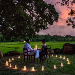 Sri-Lanka-Anuradhapura-Hotel-Ulagalla-romantisch diner