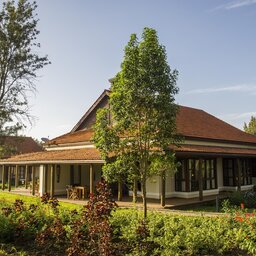 Tanzania-Arusha-legendary-lodge-garden-cottage