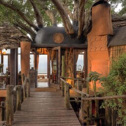 Tanzania-Ngorongoro-Crater-Lodge-restaurant 2