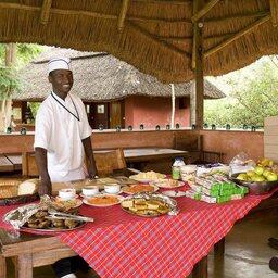 Tanzania-Ngorongoro-Farm House-picknick lunch