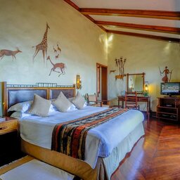 Tanzania-Ngorongoro-Serena-Safari-Lodge-kamer-3