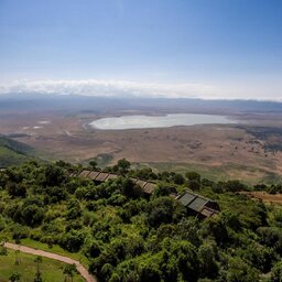 Tanzania-Ngorongoro-Serena-Safari-Lodge-luchtfoto