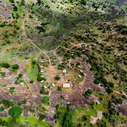 Tanzania-Sanctuary-Kichakani-Serengeti-Camp-luchtfoto