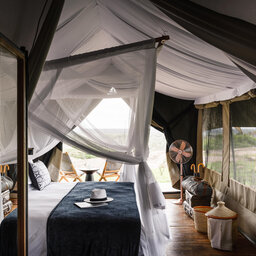 Tanzania-Sanctuary-Kichakani-Serengeti-Camp-tent-bed