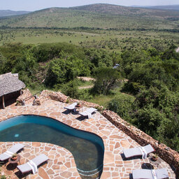 Tanzania-Serengeti NP-&Beyond-Klein's-Camp-zwembad-luchtfoto
