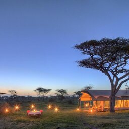 Tanzania-Serengeti NP-Beyond-Serengeti-Under-Canvas-camp-site-avond