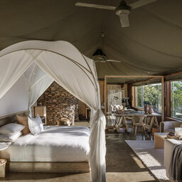 Tanzania-Serengeti NP-Singita-Faru-Faru-Lodge-suite-interieur