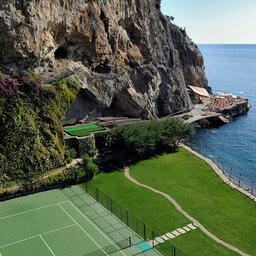 tennis-court-il-san-pietro-positano1