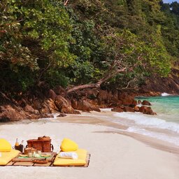 Thailand-Koh-Kood-Hotel-Soneva-Kiri-Resort-picknick-strand