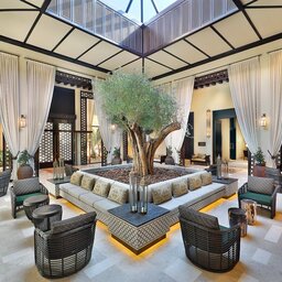 VAE-Ras Al Khaimah-Ritz Carlton Al Wadi Desert-lounge