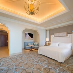 VAE-Ras Al Khaimah-Waldorf Astoria-suite