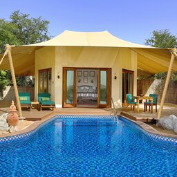 VAE-woestijn-Al Maha Desert Resort-bedouin suite prive plunge pool