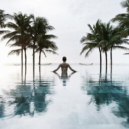 Vietnam-Eilanden-Zuid-Vietnam-TIA-Wellness-Resort-zwembad2