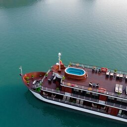 Vietnam-Halong-Bay-Orchid-Premium-Cruise-Schip-luchtfoto-3