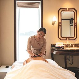 Vietnam-Halong-Heritage-Ginger-Line-massage