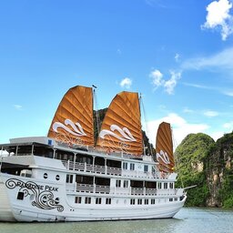 Vietnam-Halong-Paradise-Peak-Cruises-cruiseschip-2