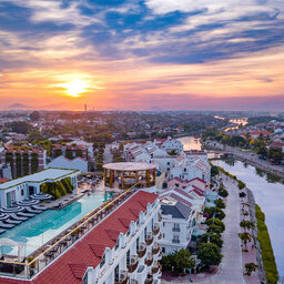 Vietnam-Hoi-An-Royal-Hoi-An-MGallery-Hotel-hotelgebouw-luchtfoto