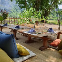 Vietnam-Ninh-Binh-Tam-Coc-Garden-Resort-lunch