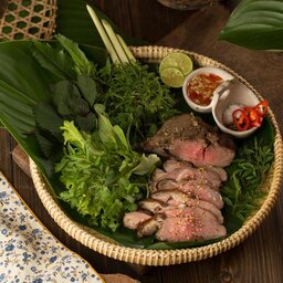 Vietnam-Ninh-Binh-Tam-Coc-Garden-Resort-sfeerbeeld-eten