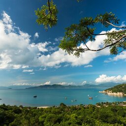 Vietnam-Stranden-Zuid-Vietnam-Six-Senses-Ninh-Van-Bay-baai