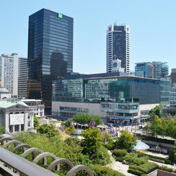 West-Canada-Vancouver-Wedgewood-Hotel-Spa-uitzicht