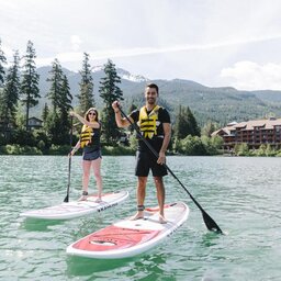 West-Canada-Whistler-Nita-Lake-Lodge-paddle