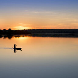 Zambia-Livingstone-Royal-chundu-zambezi-island-lodge-zonsondergang