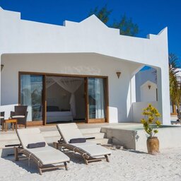 Zanzibar-Konoko-Beach-Resort-beachvilla