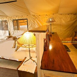 Zimbabwe-Hwangwe-National-Park-The-Hide-Safari-Camp-tent