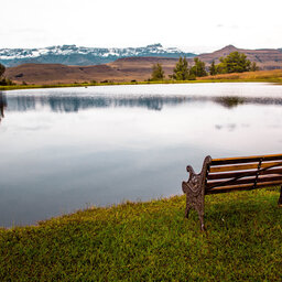 Zuid-Afrika-Drakensbergen-Montusi-Mountain-Lodge-bank-meer