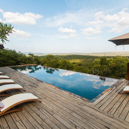 Zuid-Afrika-Hluhluwe-iMfolozi-rhino-ridge-safari-lodge-zwembad