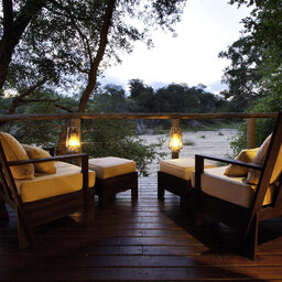 Zuid-Afrika-Kruger-Rhino-Post-Safari-Lodge-priveterras