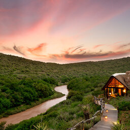 Zuid-Afrika-oostkaap-kwandwe-Great-Fish-River-Lodge-buitenaanzicht