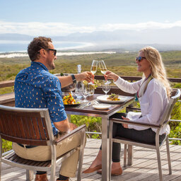 Zuid-Afrika-Rondom-Kaap-Hermanus-hotel-Grootbos-Forest-Lodge-koppel-lunch-2