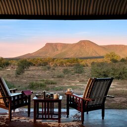 Zuid-Afrika-Tuinroute-Karoo-Samara-Karoo-Lodge-uitzicht