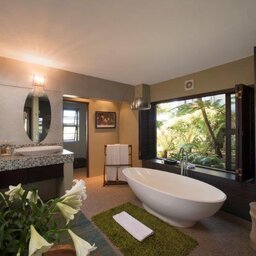 Zuid-Afrika-Tuinroute-Knysna-Kanonkop-Guesthouse-executive-lagoon-suite-badkamer-2