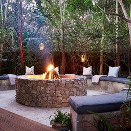 Zuid-Afrika-Wild-Coast-Prana-Lodge-boma