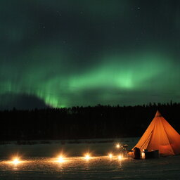 Zweden-Lapland-Harads-treehotel-johan-jansson-ice-dining 5JPG