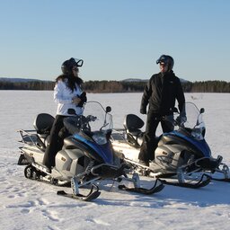 Zweden-Lapland-Harads-treehotel-johan-jansson-sneeuwscooter