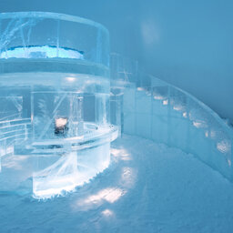 Zweden-Lapland-Jukkasjarvi-icehotel-ijsbar